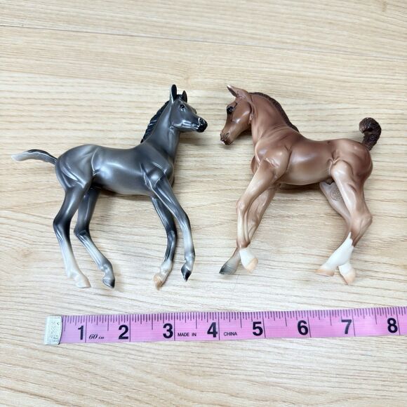 Breyer Foal Figurines Lot of 2 #62033 Liver Chestnut and Prancing Gray Foal Play - Picture 10 of 11